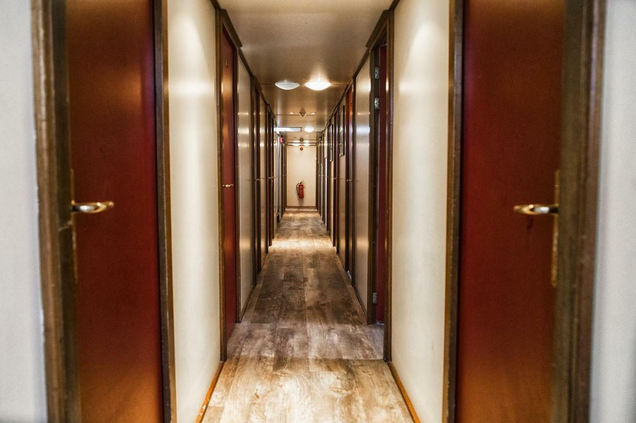 Amicitia Hotel Amsterdam Exterior photo